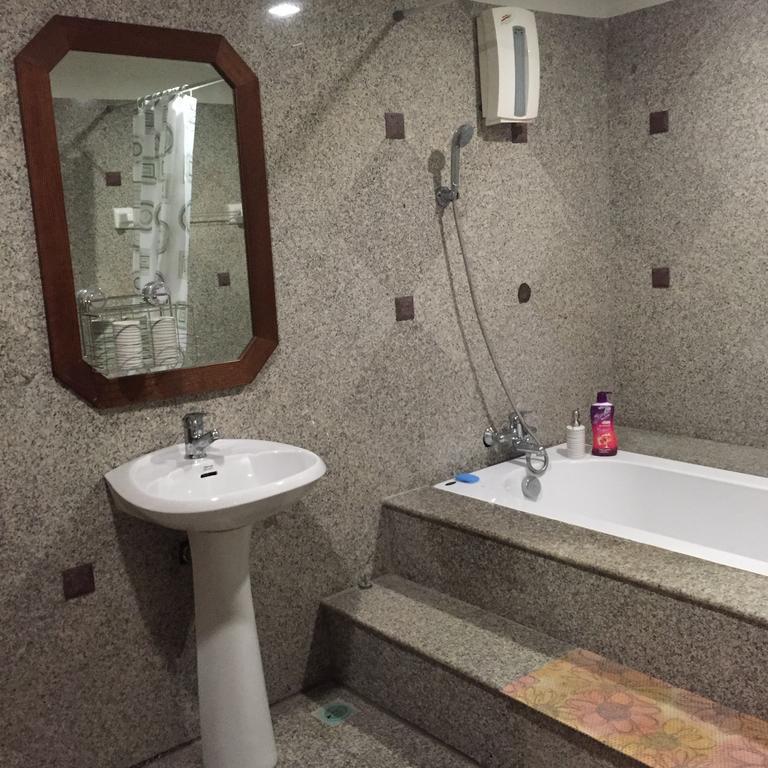 Phuripimarn Penthouse Pakchong Exterior photo